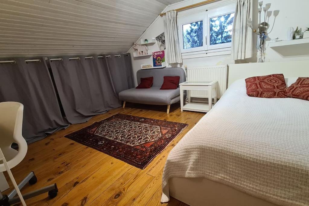 Ferienhaus Pretty House 15mn From Eiffel Tower And Versailles *